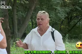 外国恶作剧-兄弟借个火-真敢玩-小心嘣到嘴-哈哈视频封面