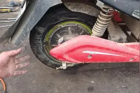电动车真空胎骑行半路没气了怎么办？试下这个方法，直接就可骑行视频封面