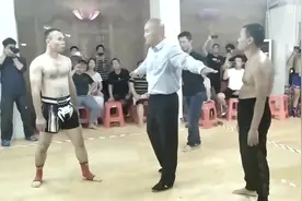 传统武术VS实战散打真是切磋，谁说传统武术没有抗击打能力！！！视频封面