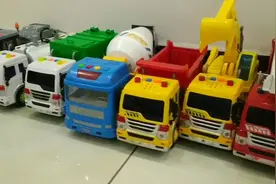 小男孩天生都喜欢车，这些玩具车全是我小侄子的最爱
