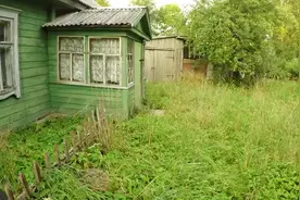 探索俄罗斯西伯利亚被遗弃的村庄视频封面