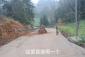 小伙去丈母娘家串门，每条村口被堵，想回家太难了，病毒害死人视频封面