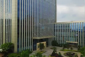 航拍葛洲坝光谷大厦，中国企业500强公司的研究院都这么霸气么？视频封面