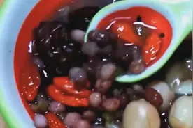 忠告：红豆不能与此物一起吃， 混着吃“会致命”。