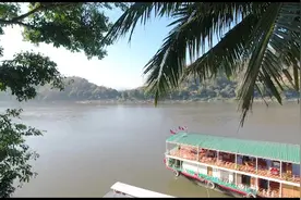 为什么欧美人喜欢到老挝这样穷国旅游？在湄公河畔发呆能找到答案视频封面
