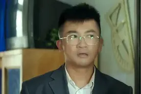 当你抄作业，是全班唯一的正确答案时，完犊子！视频封面