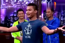 托尼贾在吴京面前表演武术凌空飞踢，任达华惊呆，吴京表情亮了！视频封面