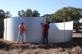 在家建造一个简易蓄水池，成本比用水泥钢筋还贵！