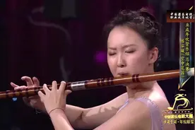 笛子美女陈泓璇斩获全国器乐大赛冠军，一曲《空中花园》精彩无比视频封面