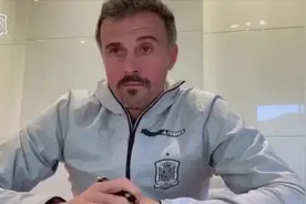 恩里克线上互动：梅西让我印象最深，有一名球员和梅西很接近视频封面