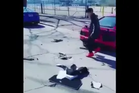 （FUCKING IDIOT）愚蠢的超跑驾驶员