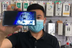 华为mate10屏幕更换 手机轻轻坠落 大哥心疼几百块钱买肉吃不香吗视频封面