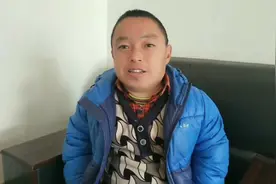 袖珍人是侏儒症吗？那他们的生活是怎样的呢？听这位大哥怎么说视频封面