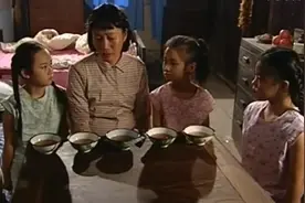 五妹：丈夫故去，母亲要带孩子们追随而去，未出生的小妹救了她们视频封面