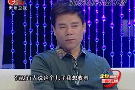 中国农民工：农民工吴玉禄酷爱制造机器人，被称为“机器人老爹”视频封面