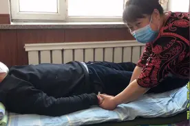 蜜蜂蛰后几分钟就晕了，有人说被蜜蜂蛰治风湿，医生开的啥药