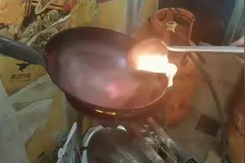 厨师长亲自传授的经验，把锅全部烧的通红，原来结果是这样！