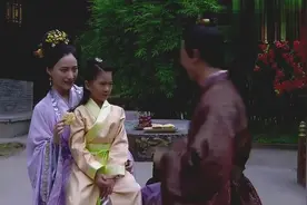 公主生了九个儿子，终于盼来了一个小女儿，全家人把她宠上天！视频封面