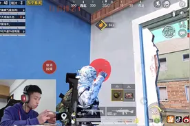 虎牙鲨鱼四排PK虎牙包子双排，哈哈哈哈哈，鲨鱼太可爱啦，被圈粉视频封面