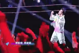 唱起来：大张伟演唱《嘻唰唰》，嗨翻全场，摇摆至上，太欢乐了！视频封面
