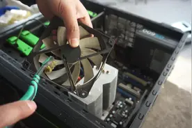 让你的台式电脑坚持7年以上！关键是怎么清理满是灰尘的台式电脑