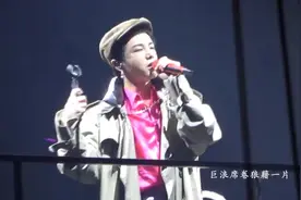花花大魔王演唱会演唱《神树》，震撼完整个舞台，犹如诸神黄昏！视频封面