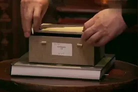 马未都：我从日本买回来一件汝窑，价格足以成为世界级新闻！视频封面