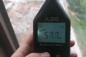 开发商标配的窗户装修时到底要不要换？从隔音角度分析一下视频封面