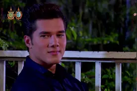 灰姑娘把和总裁的事告诉父亲，不料父亲吃醋了，女儿被总裁给吻了视频封面