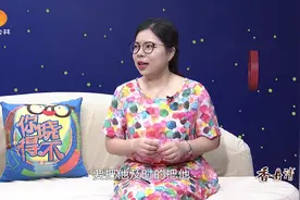 宝宝洗澡，室温、水温多少度最合适？洗多久也有讲究吗？视频封面