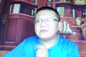 解放军00后装备高原“亮剑”。说说15式轻坦和红箭10