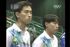 当年刘国梁 孔令辉这对组合在奥运会男子乒乓球简直所向披靡！视频封面