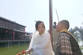 古装：小和尚不小心看了姑娘容颜，动了凡心，吓得立马闭上眼睛视频封面