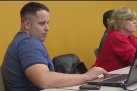 妈妈带六胞胎宝宝逛商场，爸爸结账时，看到眼前的一切快崩溃了视频封面