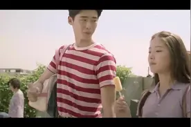 看到自己喜欢的人跟别人在一起，内心是崩溃的。视频封面
