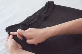 半身裙腰小扔了可惜？50岁裁缝教你手工改大方法，简单易学又实用视频封面