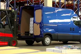 载重7吨的依维柯货车，底盘真结实视频封面