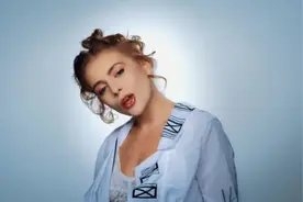 《3ar》俄国洗脑神曲，轻快的节奏加上魔性的俄语，根本停不下来