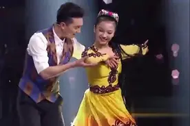 玉米提一首《夏合纳孜莱》民族舞蹈与歌曲的结合，太好看了！视频封面