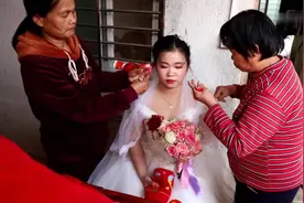 湖南一妈妈，把女儿养得如花似玉，嫁了一位大老板，猜猜新郎啥样视频封面