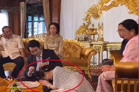 泰国人结婚时，为啥女人要趴在地上？看完他们的婚礼后大开眼界视频封面
