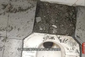 厕所漏水到楼下，老王发现蹲厕排水管这样安装，不漏水才是怪事了视频封面