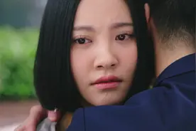 我们的千阙歌：又是一场虐恋！晓岚为跟心上人赌气答应建宇的求婚视频封面