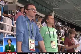 闻所未闻的大笑话，奥运会百米接力美国队掉棒获重赛挤掉中国队视频封面