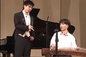两个小帅哥用相声形式演绎乐曲 终于知道中国和日本音乐的区别了!视频封面