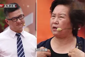 道路停车，需要五证合一才能办理，居民很焦急|向前一步0922视频封面