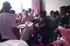 贵州小伙出嫁当上门女婿，习俗和嫁女儿一样，跪拜时配的歌好感人视频封面