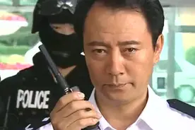 鹰与枭：公安抓捕最大的大毒枭，武警特警全体出动，场面太震撼视频封面