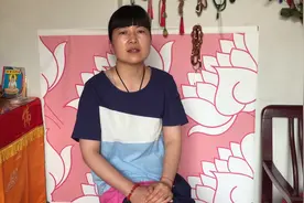 2020年生肖鸡6月份的运势详解，你身边有属鸡的人吗？视频封面