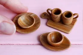 猜猜这是用什么做的餐具，猜对有奖哦视频封面